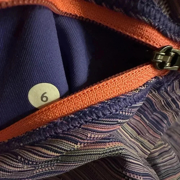 Lululemon Athletica crop leggings size 6 - Picture 7 of 7